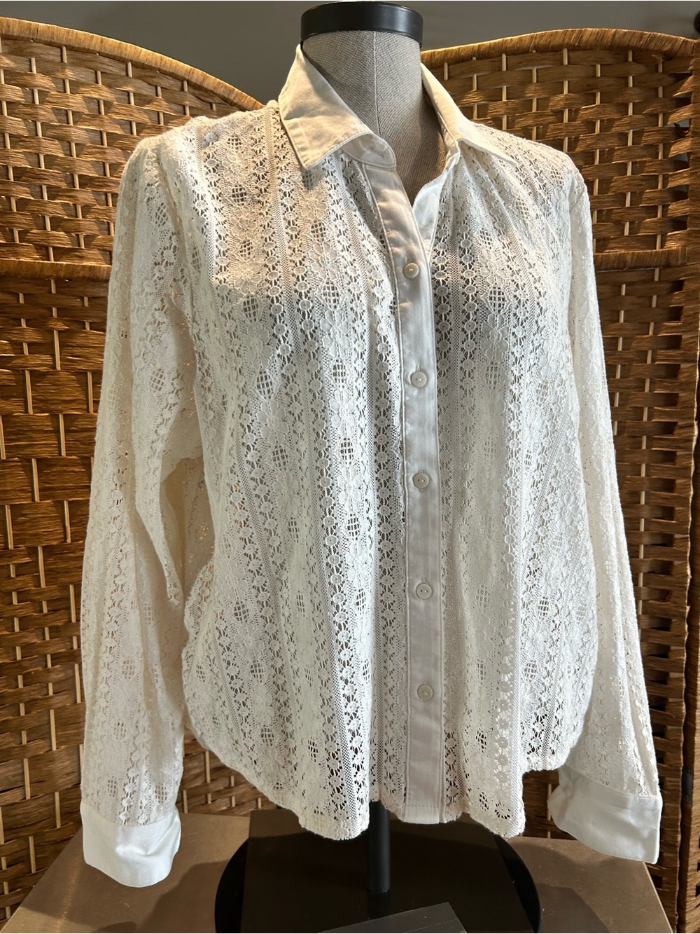 White Lace Cropped Button Down Shirt Romantic Boho Old Navy Large